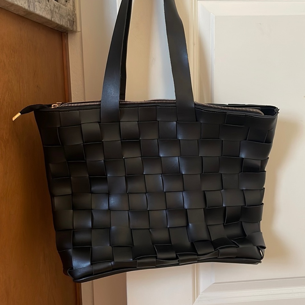 Woven tote bag!